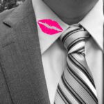 Durante su luna de miel le es infiel a su esposa… ¡con su suegra!