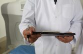 Para frenar el desabasto y el dolor: Proponen que pasantes de medicina receten estupefacientes en zonas rurales