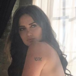 Celia Lora calienta Instagram con ardientes imágenes