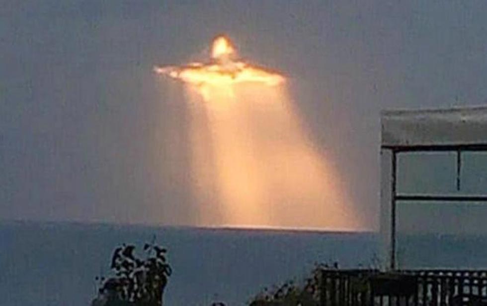 Se hace viral supuesta imagen de Jesús en el cielo