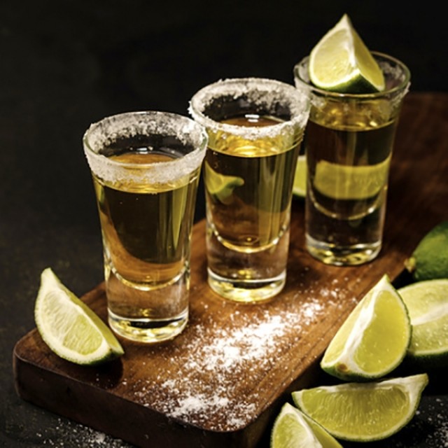 El tequila hace bien para la digestión, la osteoporosis y el colesterol, dice la Ciencia