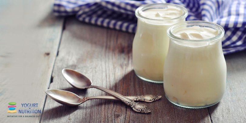 Comer yogurt ayudaría a prevenir la aparición de cáncer de pulmón: estudio
