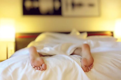 Bellos durmientes: Página web ofrece 2,000 dólares sólo por dormir