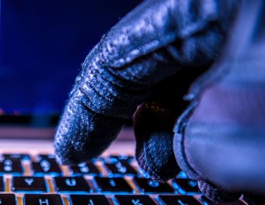 ¿Hay otras personas usando tú equipo? ¿Seguro que quieres apagarlo?