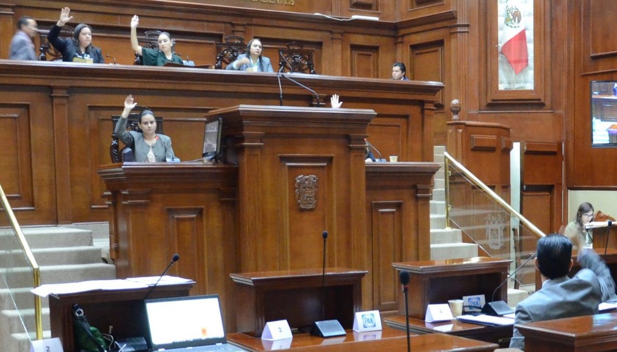 Pugnan por reforma constitucional para denominar “diputado estatal”