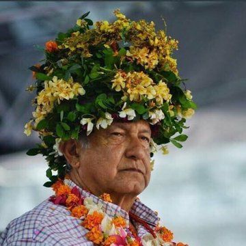 AMLO, también paga medios: Televisa, TV Azteca y La Jornada; Facebook y otros lo exhiben  