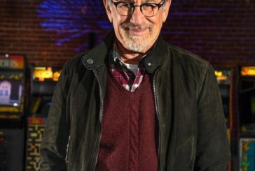 #Spielberg dona premio Génesis a ONG de Justicia Racial y económica (video)