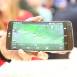 LG, pionera en teléfonos inteligentes, dejará el negocio de los celulares 