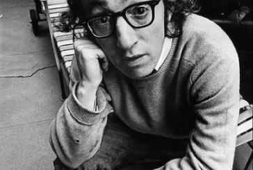 Woody Allen vuelve a negar la acusación de abuso sexual contra una de sus hijas