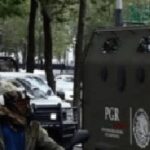 Algunos detalles del baticamion blindado en el que la FGR traslado al Güero Palma a una casa de arraigo