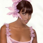 Naomi Campbell fue mamá y comparte foto de su “hermosa y pequeña bendición”
