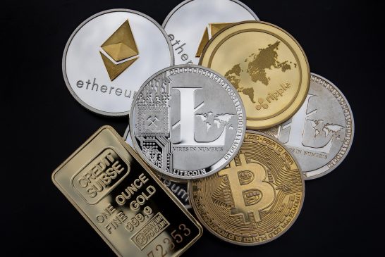 La revolución digital y las criptomonedas facilitan el blanqueo global; mientras que licitaciones públicas siguen bajo yugo de infiltración política y extorsión