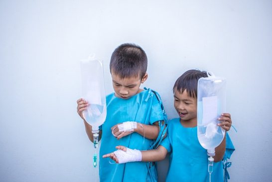 Impulsan exámenes genéticos tempranos en México para detectar más de 7 mil enfermedades raras en niños