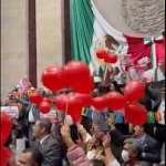 Por transmitir “mañanitas” de AMLO, Va por México exige renuncia del director del Canal del Congreso 