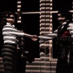 El Centro Cultural Helénico abre sus puertas a Un banjo y dos muertos, una irreverente comedia noir, mágica y musical