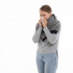 Diferencias entre síntomas de ómicron, gripe y el resfriado invernal