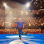 Joan Manuel Serrat arranca su última gira internacional comenzando en NY, con 'El vicio de cantar'