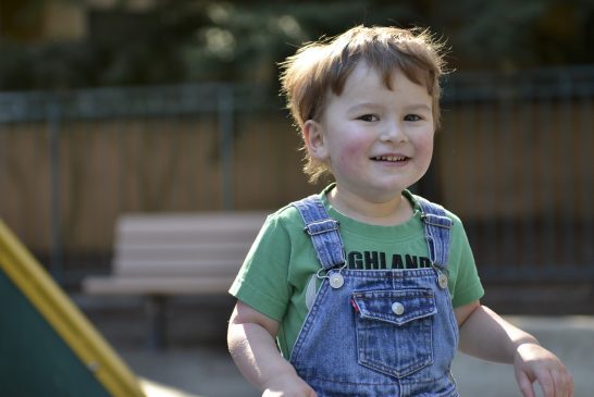 Empresas y escuelas obligadas: Ley exigirá adaptaciones para personas neurodivergentes