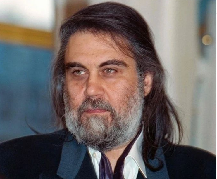 Instagram: vangelispapathanassiou