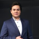 Manuel José llega al teatro Ferrocarrilero junto a Los Dandys