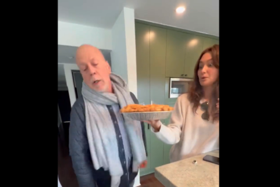 Bruce Willis celebra, en familia, su cumpleaños número 68 (video)