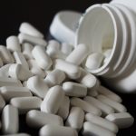 Acusa Blinken a China de permitir envío de fentanilo a México
