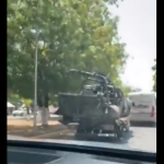 Como chatarra, quedó la unidad de Sedena, tras pasar por encima de una mina en Michoacán (video)