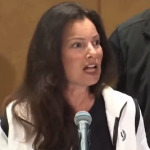 Fran Drescher, deja la dulzura de su icónico personaje de la 'Nana Fine', y lanza un poderoso reclamo
