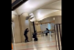 Dispara Policía contra mujer que amenazaba con ataque terrorista en el metro de París (video)