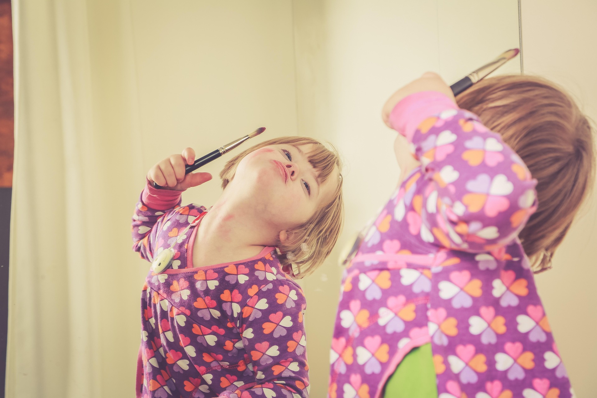 NIÑA/ autismo/ LMX5Fotografie en Pixabay