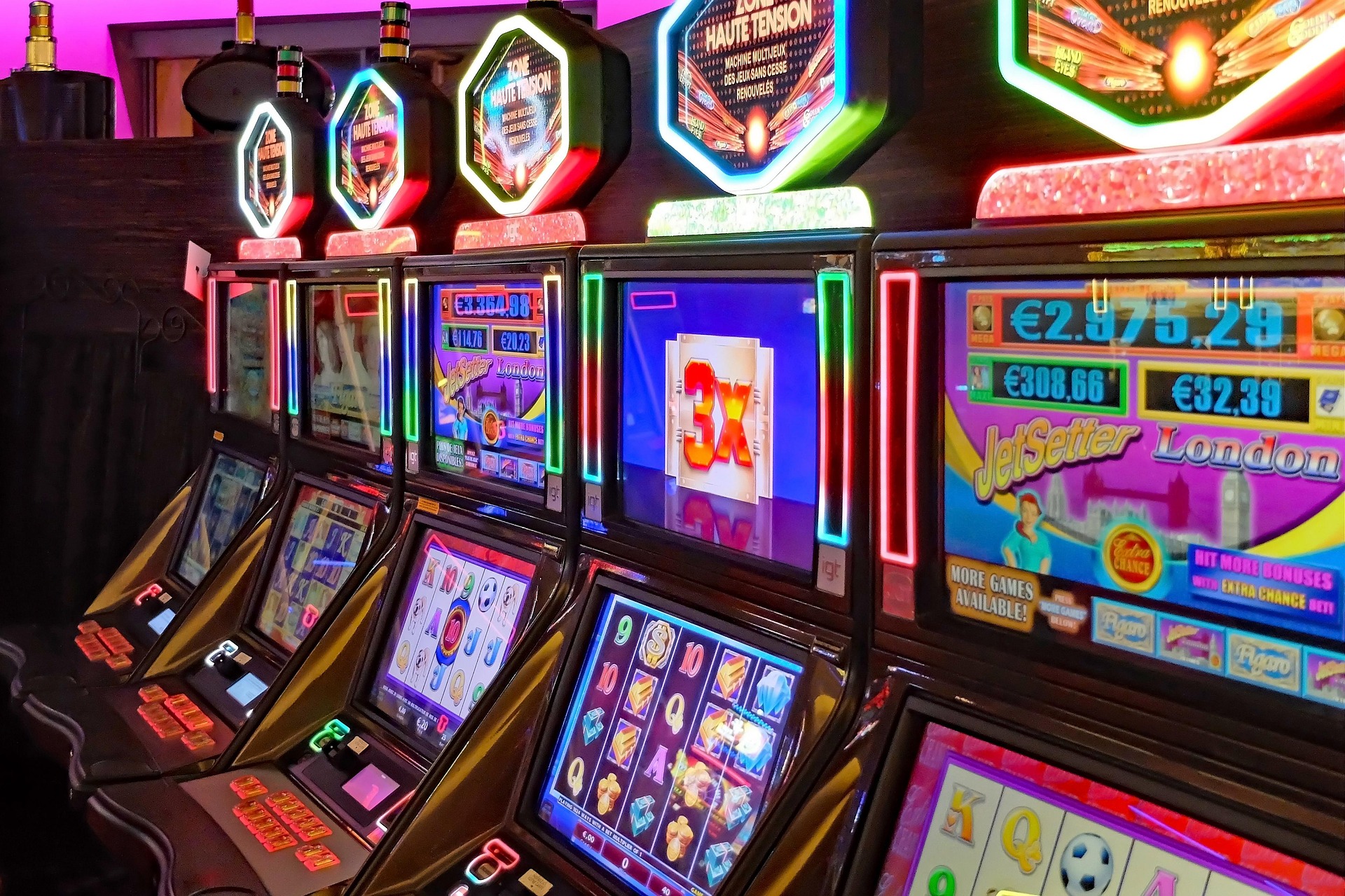 djedj en Pixabay/ CASINO, MAQUINITAS, TRAGAMONEDAS